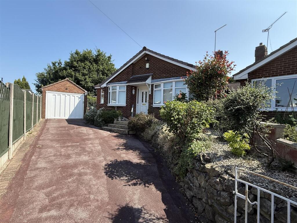 valley view bungalow.jpg