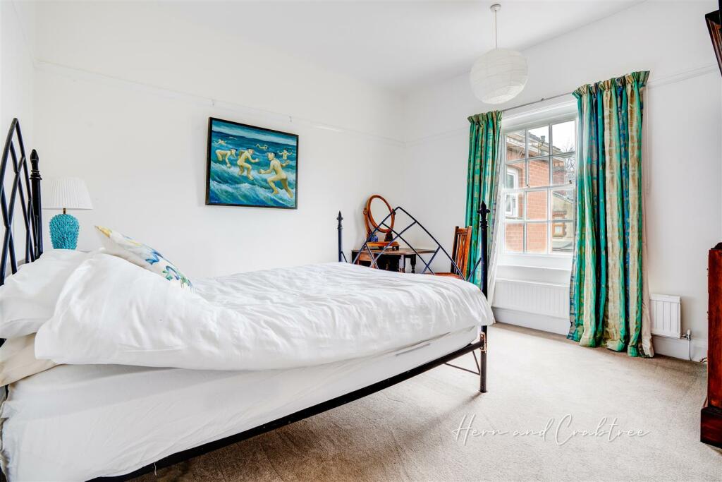 Queen Anne Square, Cardiff, HernCrabtree (38).jpg