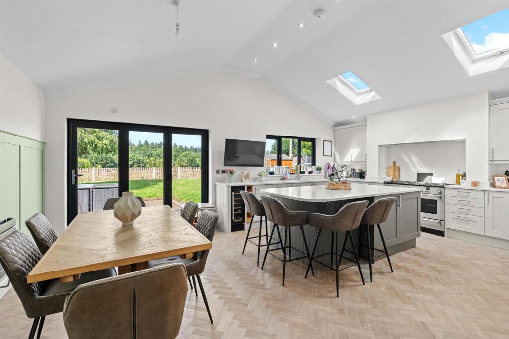 18TaverhamRoad-007.jpg