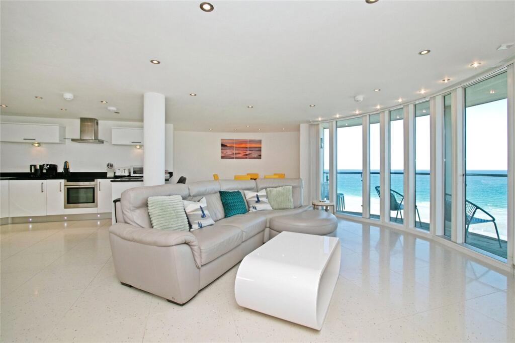 Lounge Area