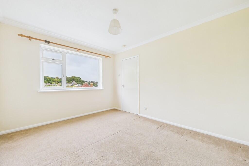 CAM01085G0-PR0629...