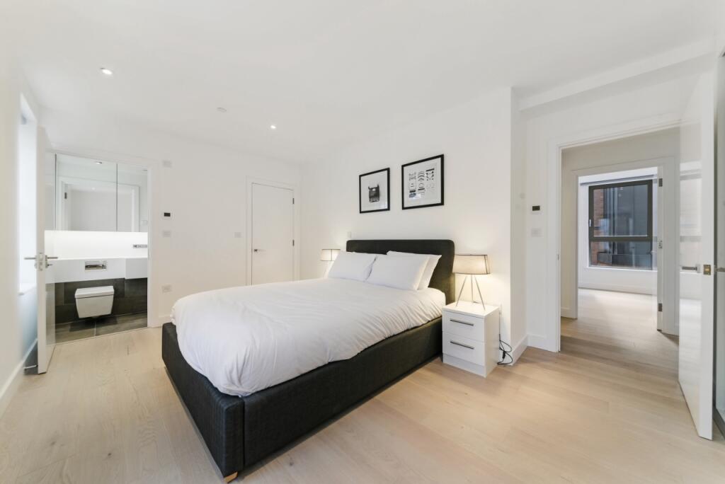 Bedroom - Gatsby Apa