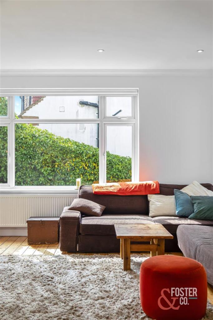 Valley Drive, 130-024.jpg