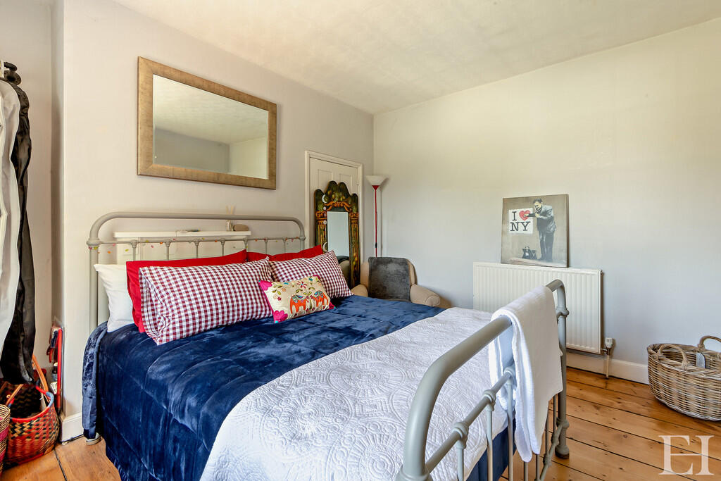 8651484-interiorW...