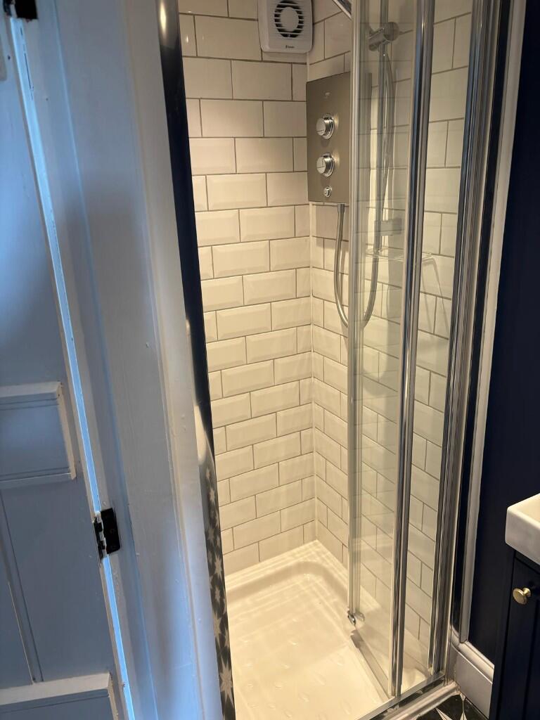 Down Shower room