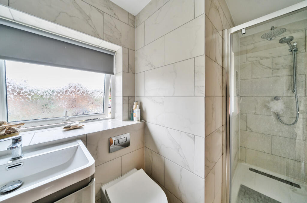 1315689-11-6864fc...