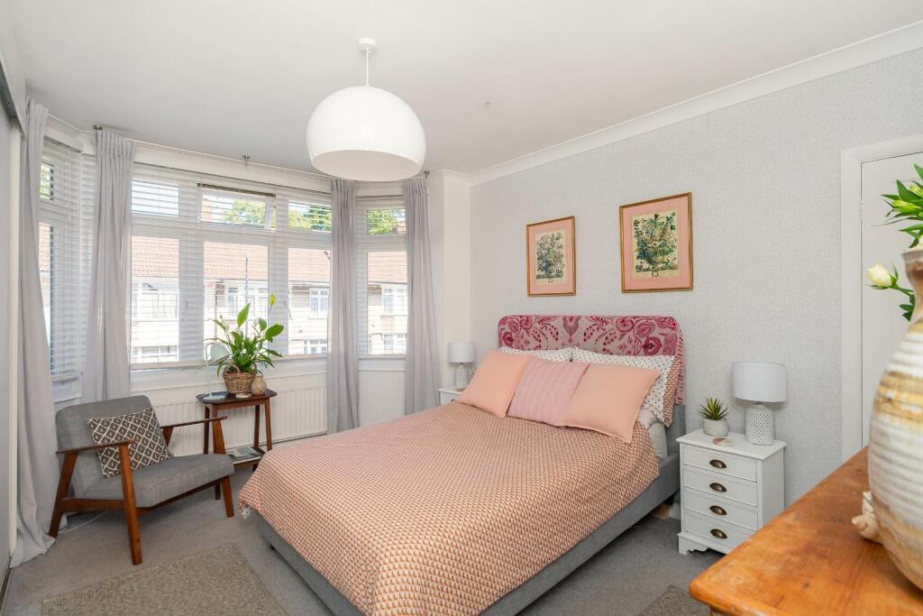 4S4RKE - Bedroom B.jpg