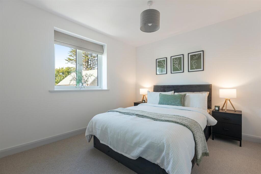 A35 - Ipplepen, New Homes at Rosemoor - 250922.jpg