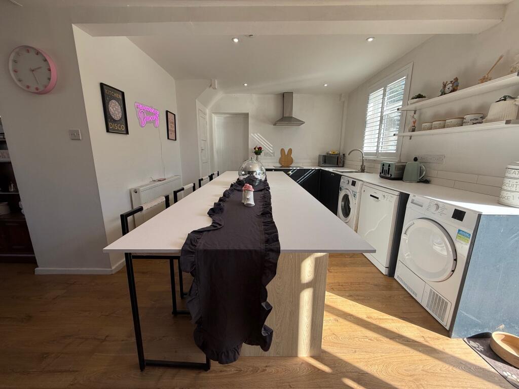 Kitchen-Dining Room