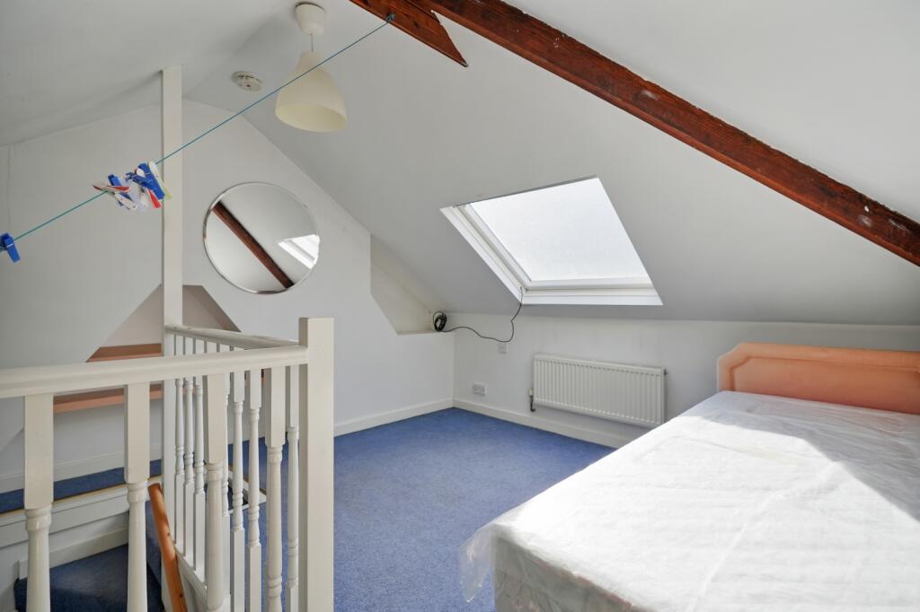 Occasional Room-Loft