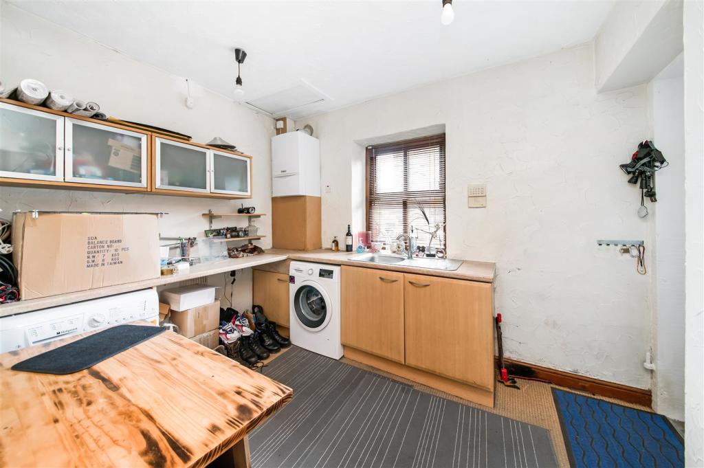 UTILITY ROOM
