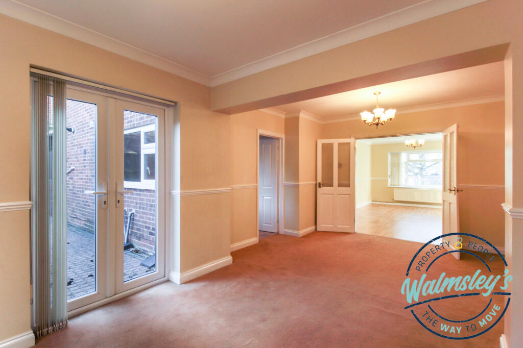 Dining room &amp; rear access through French doors