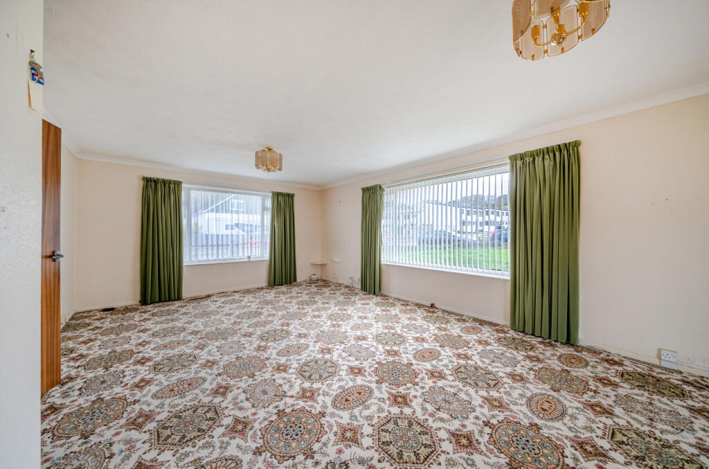 1370550-1-68f8e70...