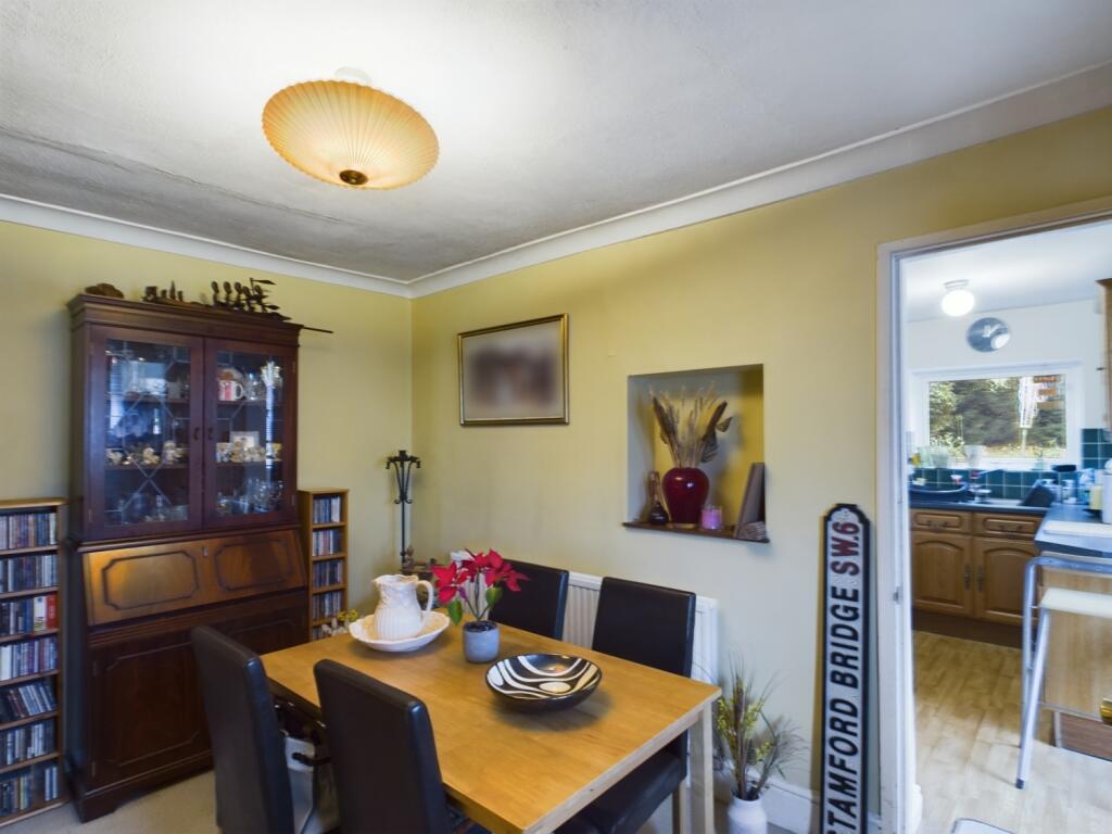 CAM01740G0-PR0331-STILL001