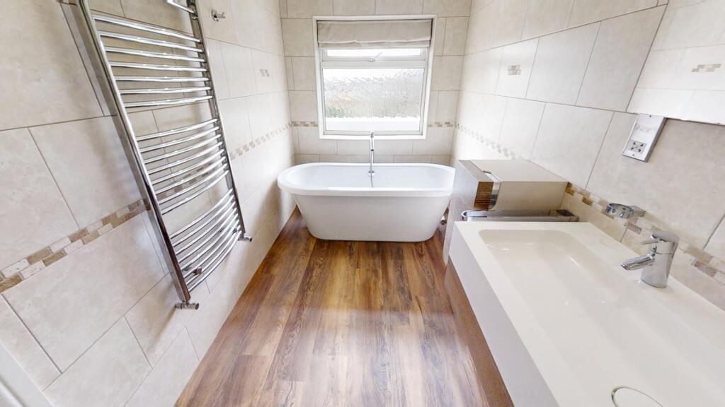en suite to master