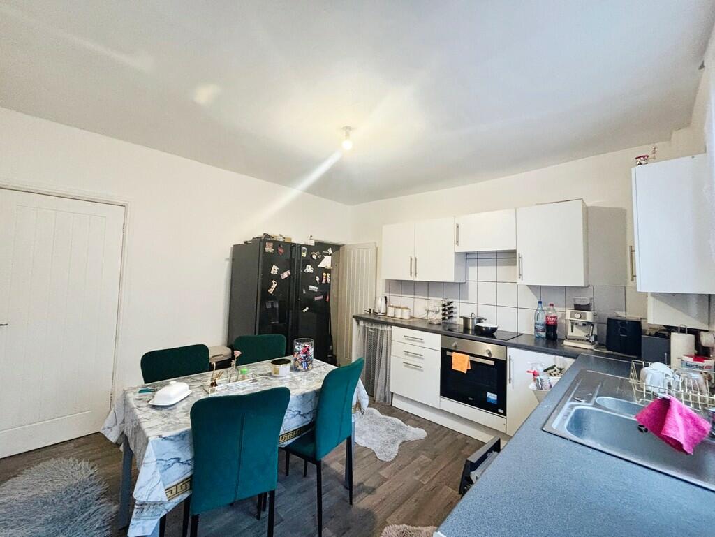 8da90f6f-image000...