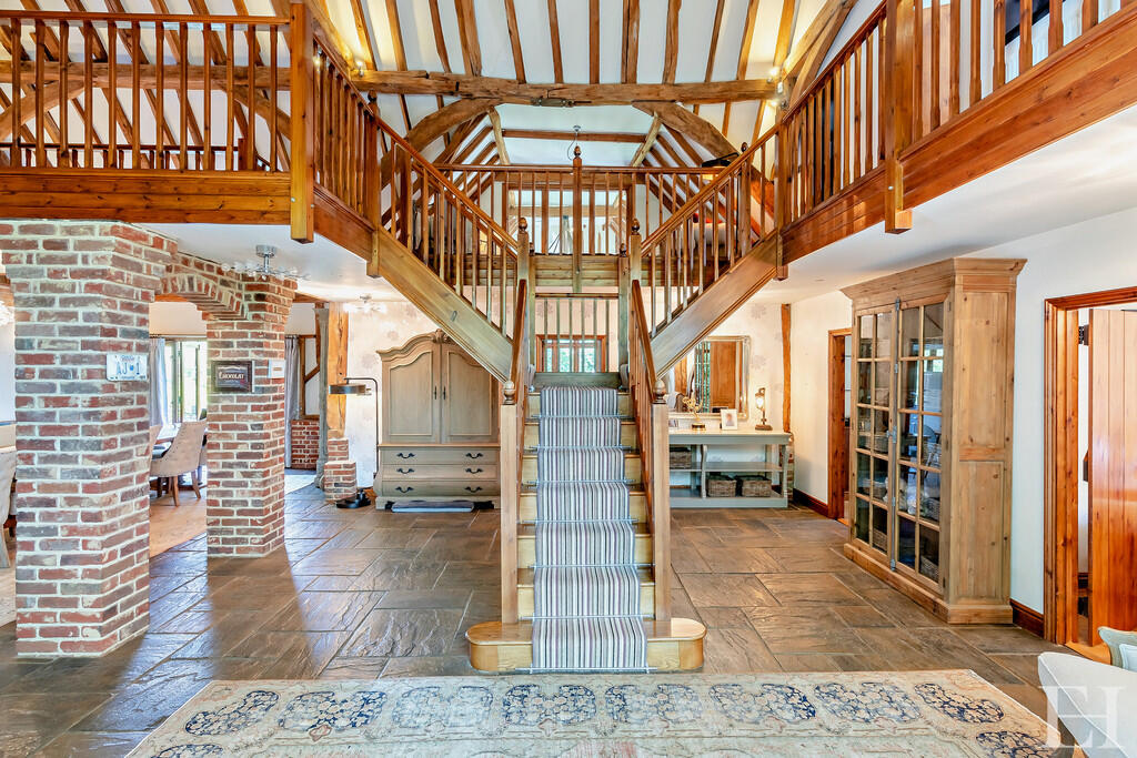 8645646-interiorW...