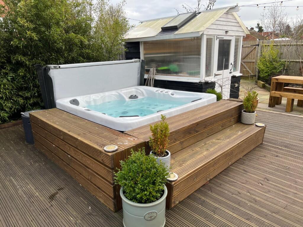 Hot Tub