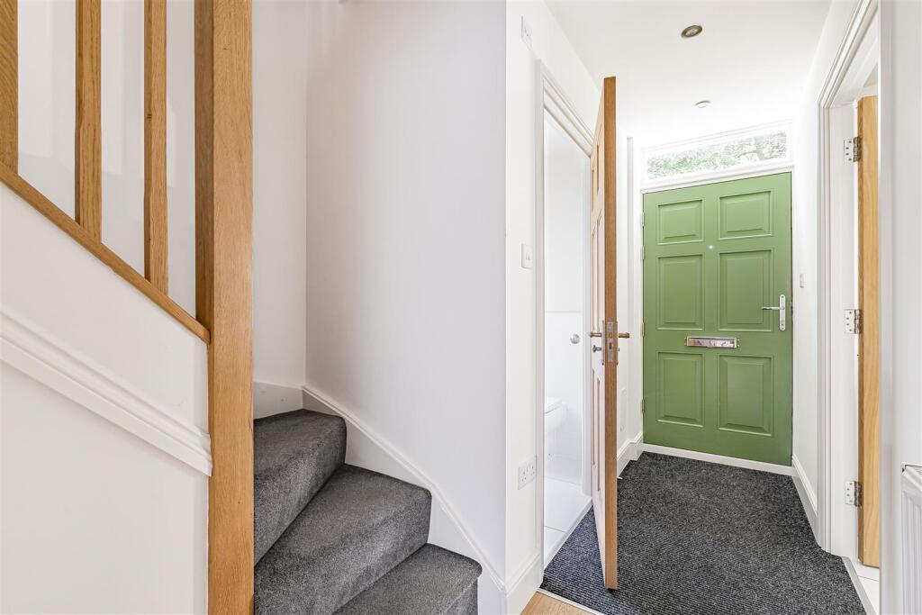 3 Chantry Lane, Towcester (22).JPG