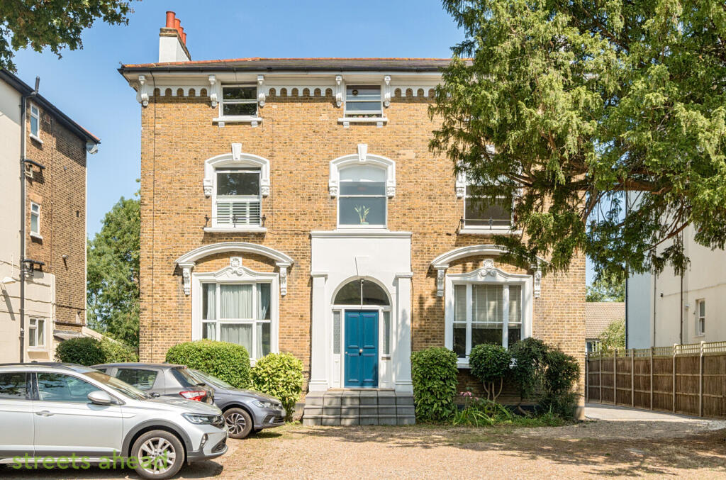 fb87bd5f-8614-400...