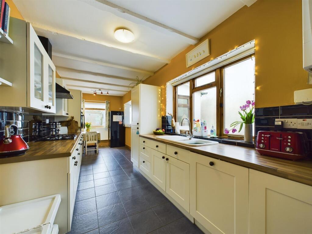 Kitchen/Breakfast Room