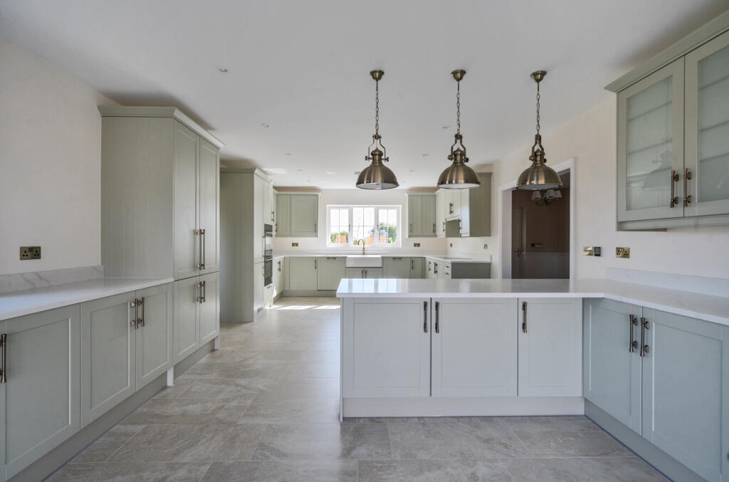 1334177-11-6891f0...