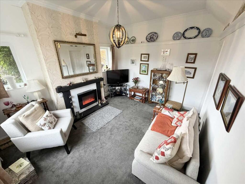 Snug Lounge