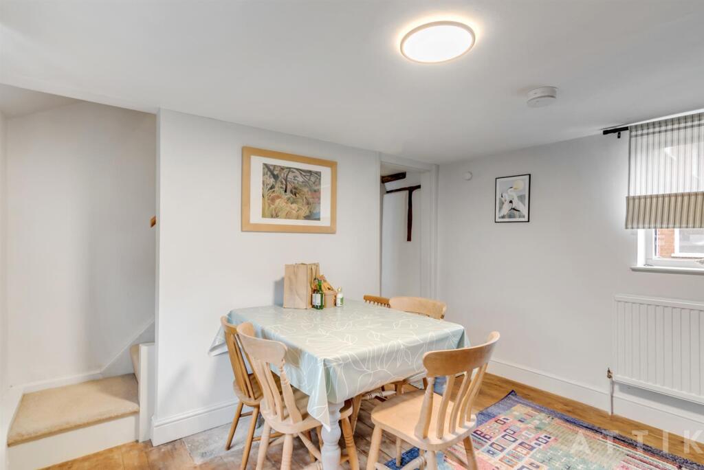 Attik 25 High Street Wangford NR34 8RL (10).jpg