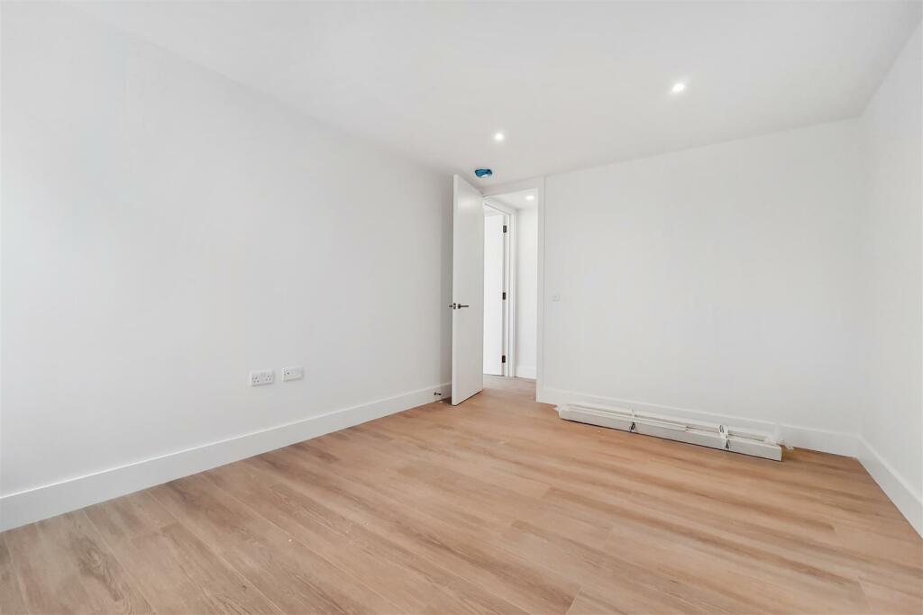 4_Bedroom 2-1.jpg