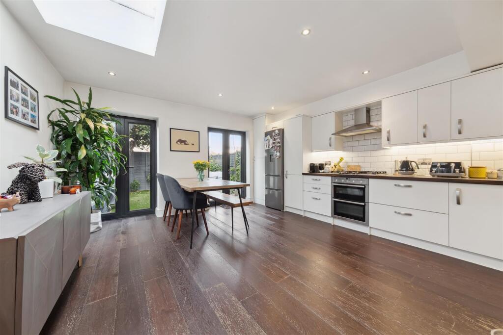 39a Himley Rd, SW17 9AR-6.jpg