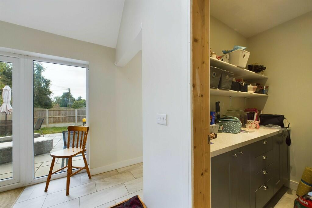 CAM01211G0-PR0109...