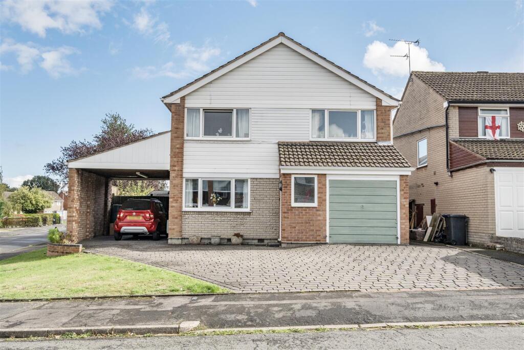 Longmynd Way, Stourport-On-Severn