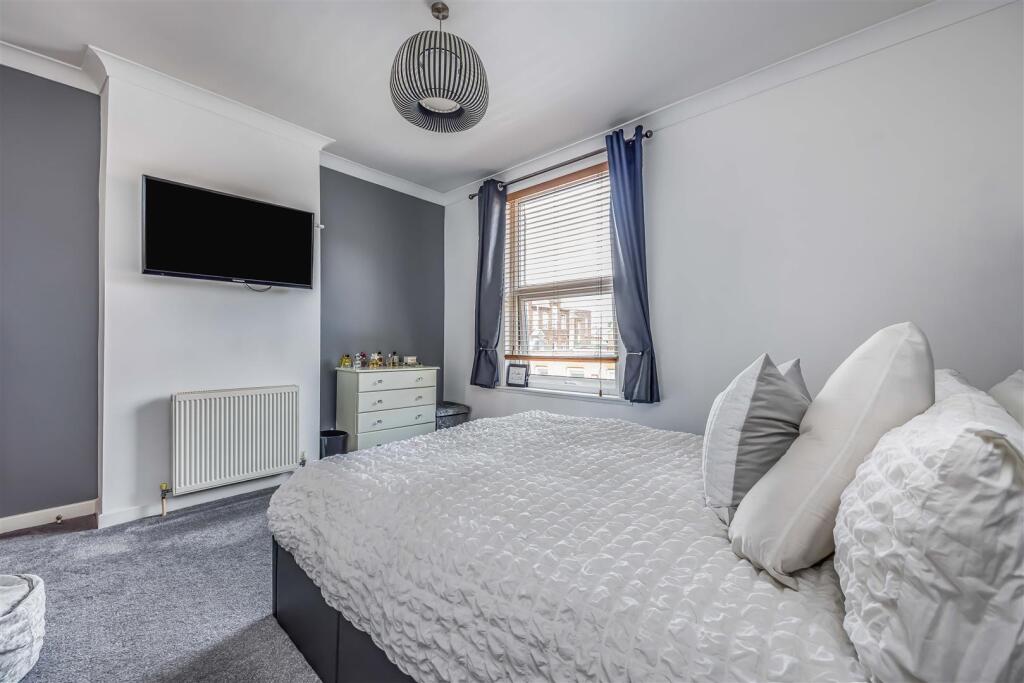 36 Wymering Road, Copnor-Small-PorticoMarketing-So