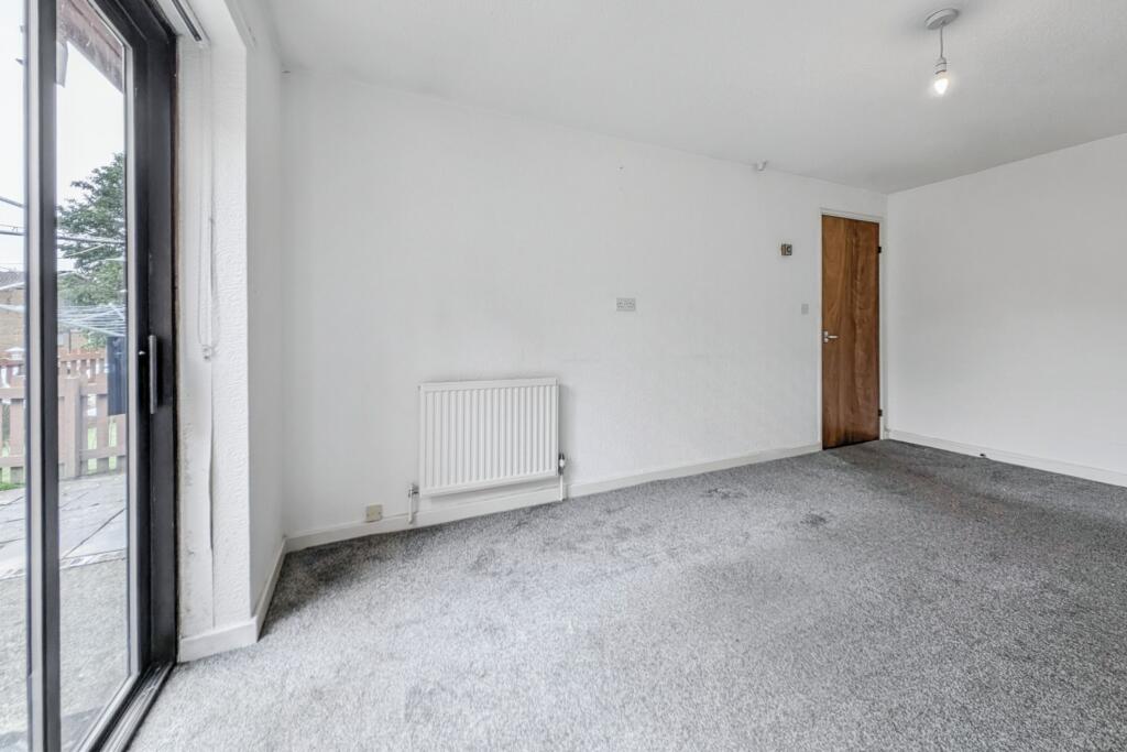 7 St. Patricks Walk, Gateshead, Tyne And Wear, NE10 9HF