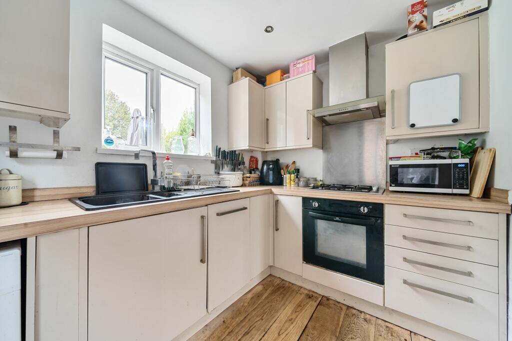 Kitchen (1)