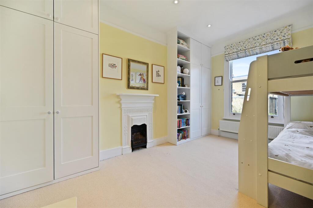 Bolingbroke Road - Bedroom