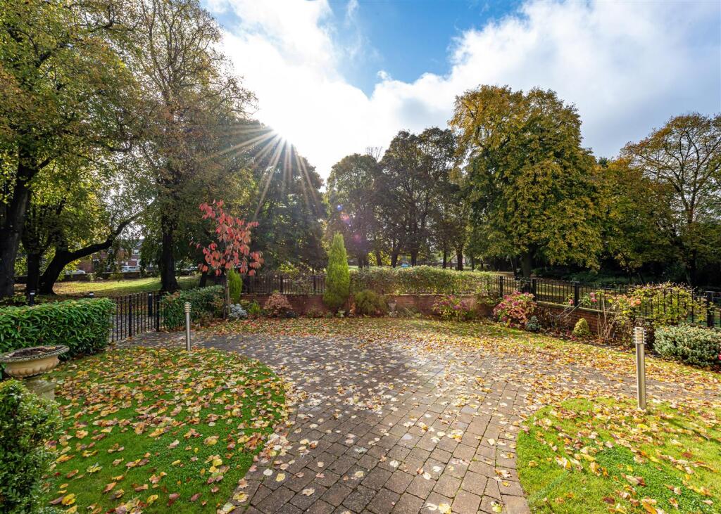 3 The Limes-external7.jpg