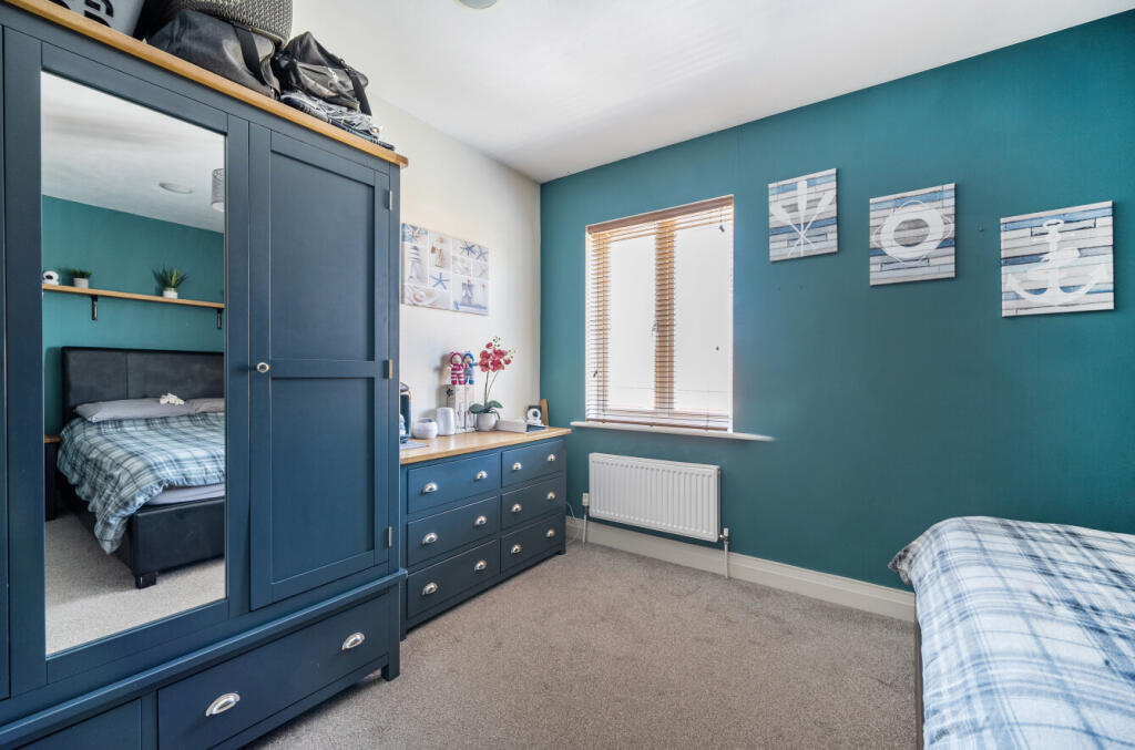 1318894-3-686b68b...