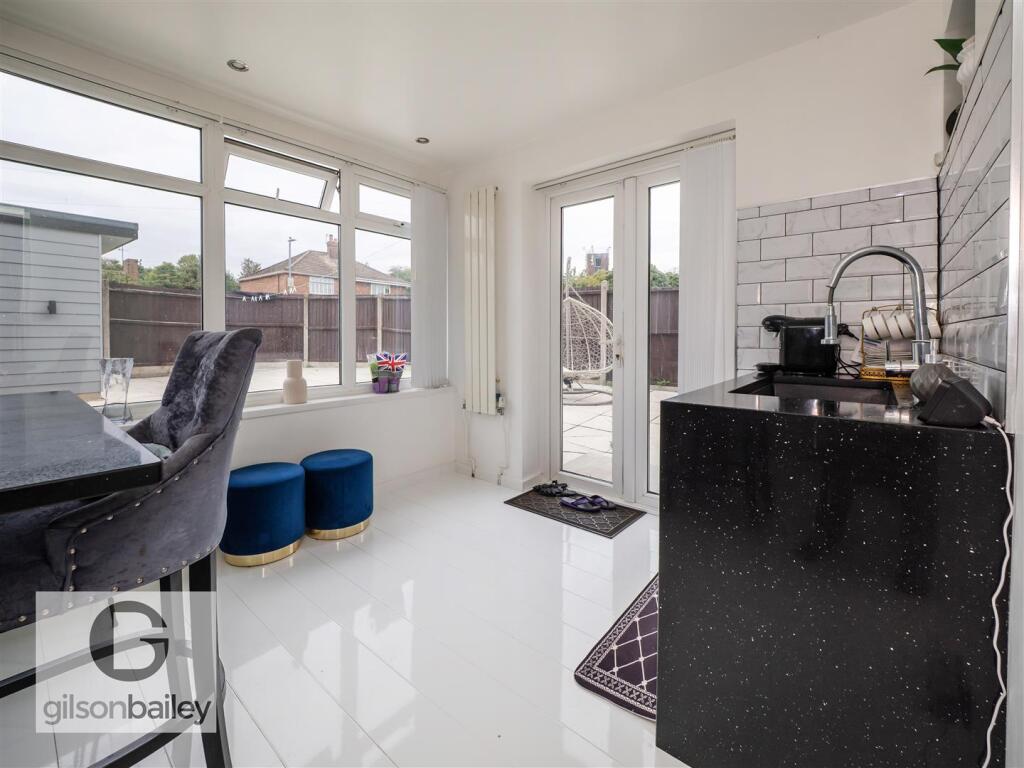38DentonRoad-15.jpg