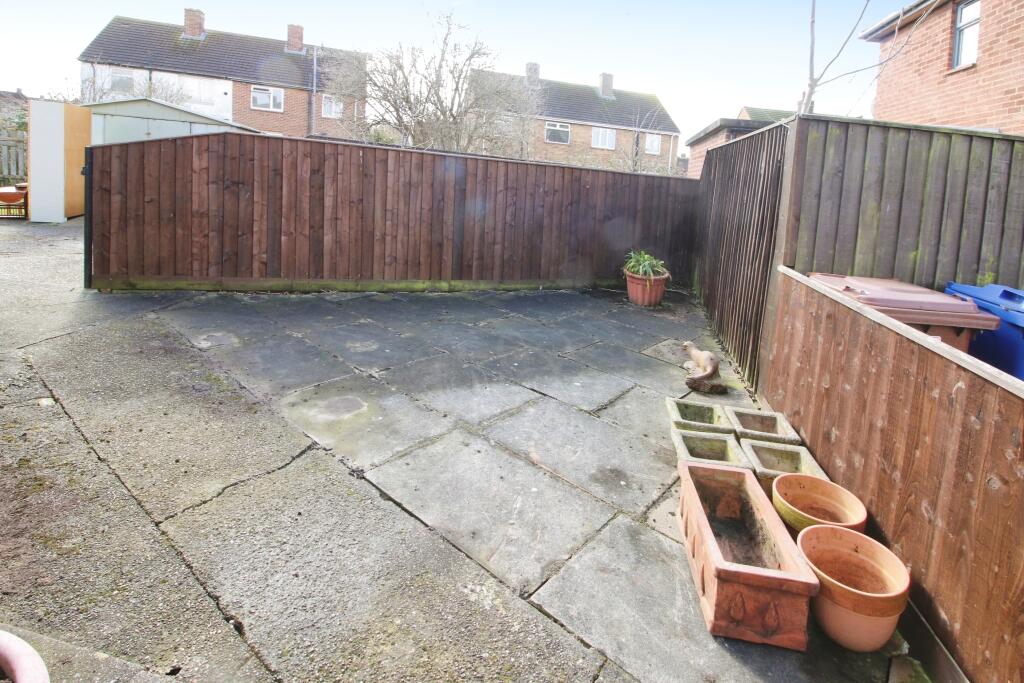 Side garden.JPG