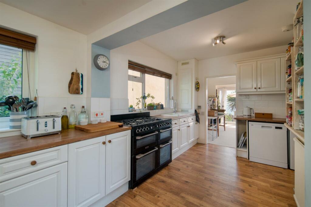 Kitchen.jpeg