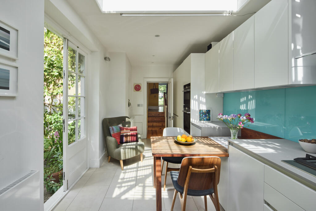 280268 - DGLA6470.jpg