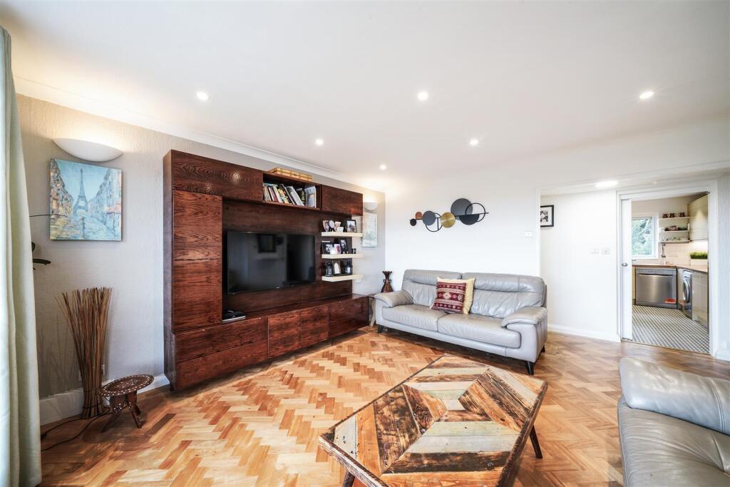 125 Park Lane - K6mQgVL7i4AMQn5xETns.jpg