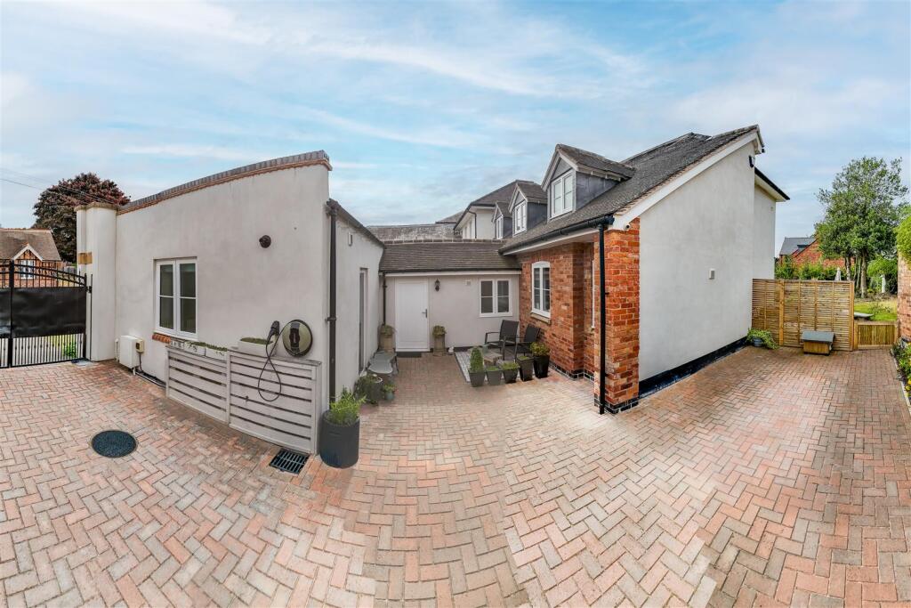 DJI_20250822102030_0077_D-DJI_20250822102030_0081_