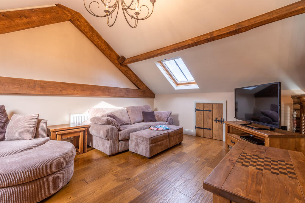 The Annexe - Mezz...