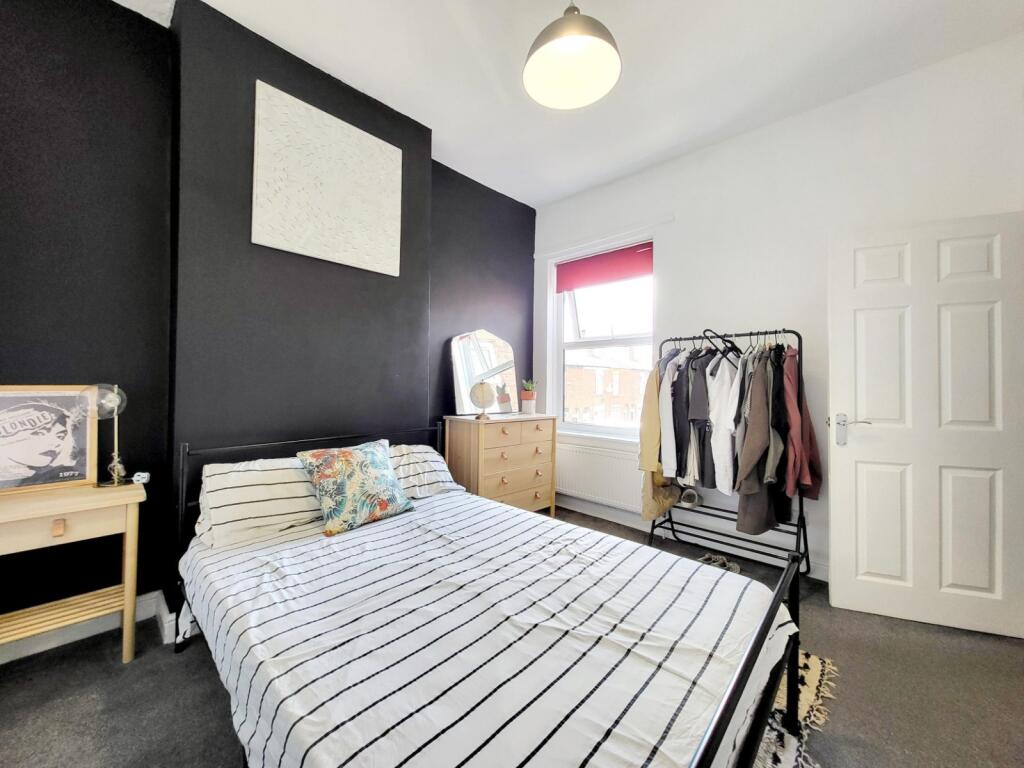 Picture 11