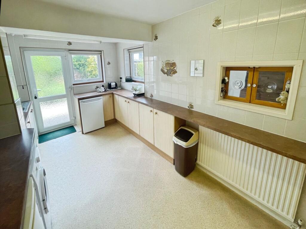 ab952c4f--48FD-A3AD-CF9A5DB7FE13-71564-000009F172C