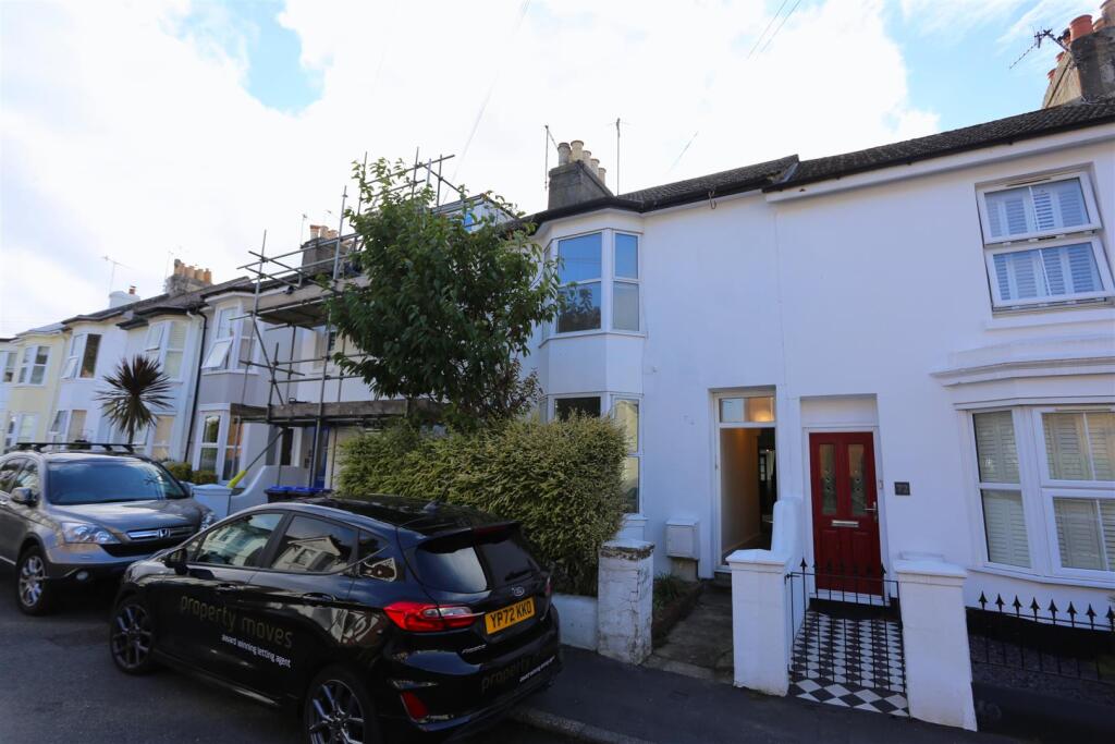 74 Victoria Road (1).JPG