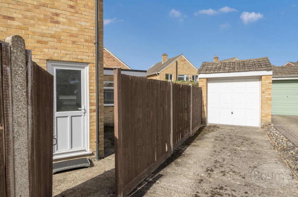 5e5d6fc4-e8bb-47d...