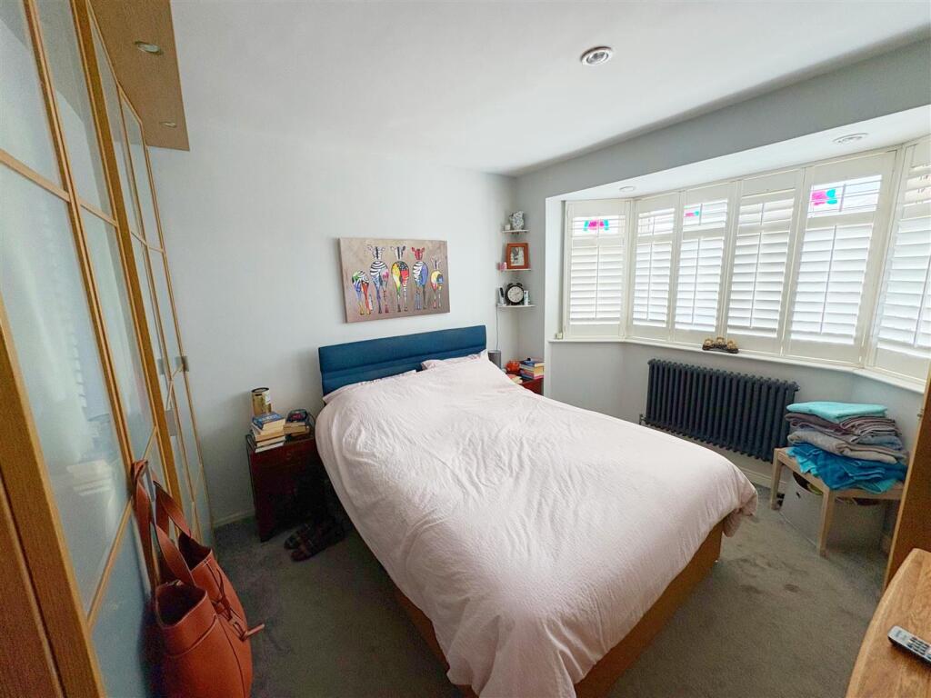 Bedroom One (5).jpg